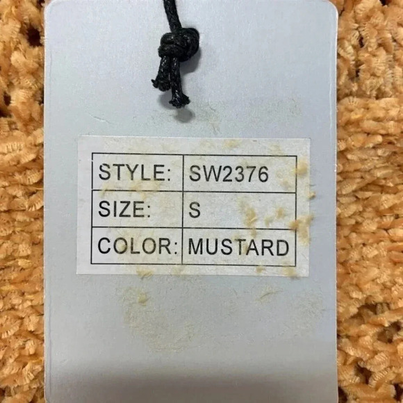 Rain + Rose Women's Chenille Mustard Fringe Long Sleeve Round Sweater Size S NWT - Picture 7 of 11